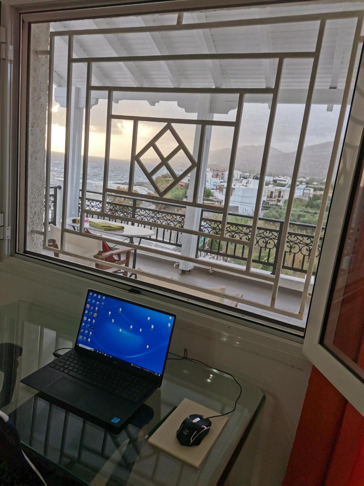 Stratos Sunset House Apartment *