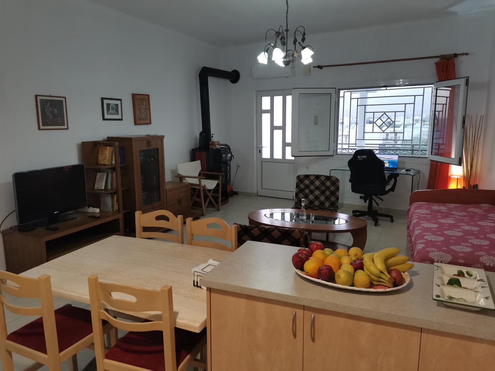 Stratos Sunset House Apartment Koutsourás